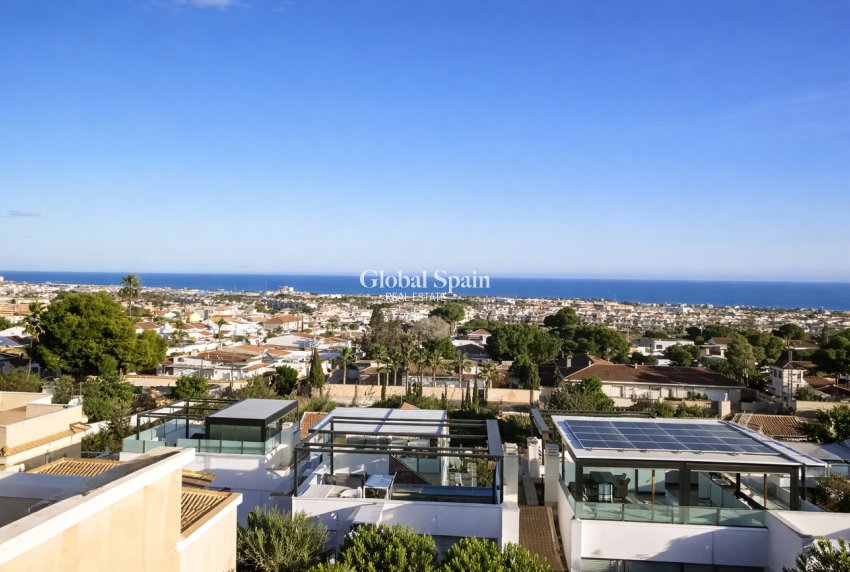 Odsprzedaż - MIESZKANIE -
Lomas de Caboroig - Costa Blanca