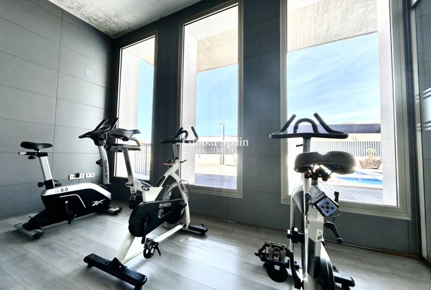 Odsprzedaż - MIESZKANIE -
LOS DOLSES - Inland