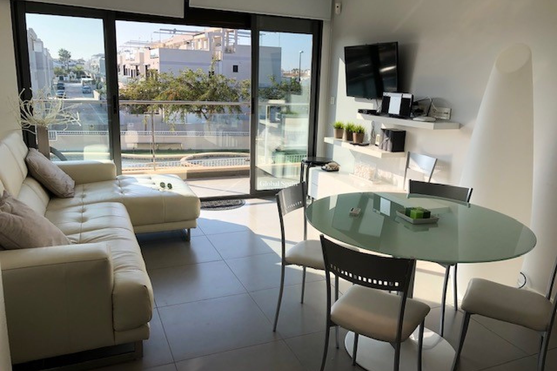 Odsprzedaż - MIESZKANIE -
MIL PALMERAS 