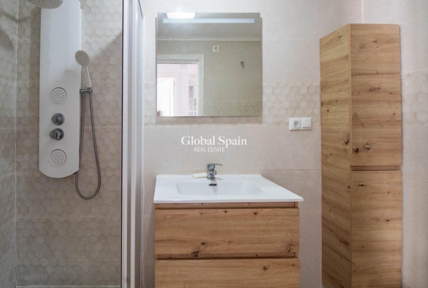 Odsprzedaż - MIESZKANIE -
ORIHUELA COSTA - CABO ROIG