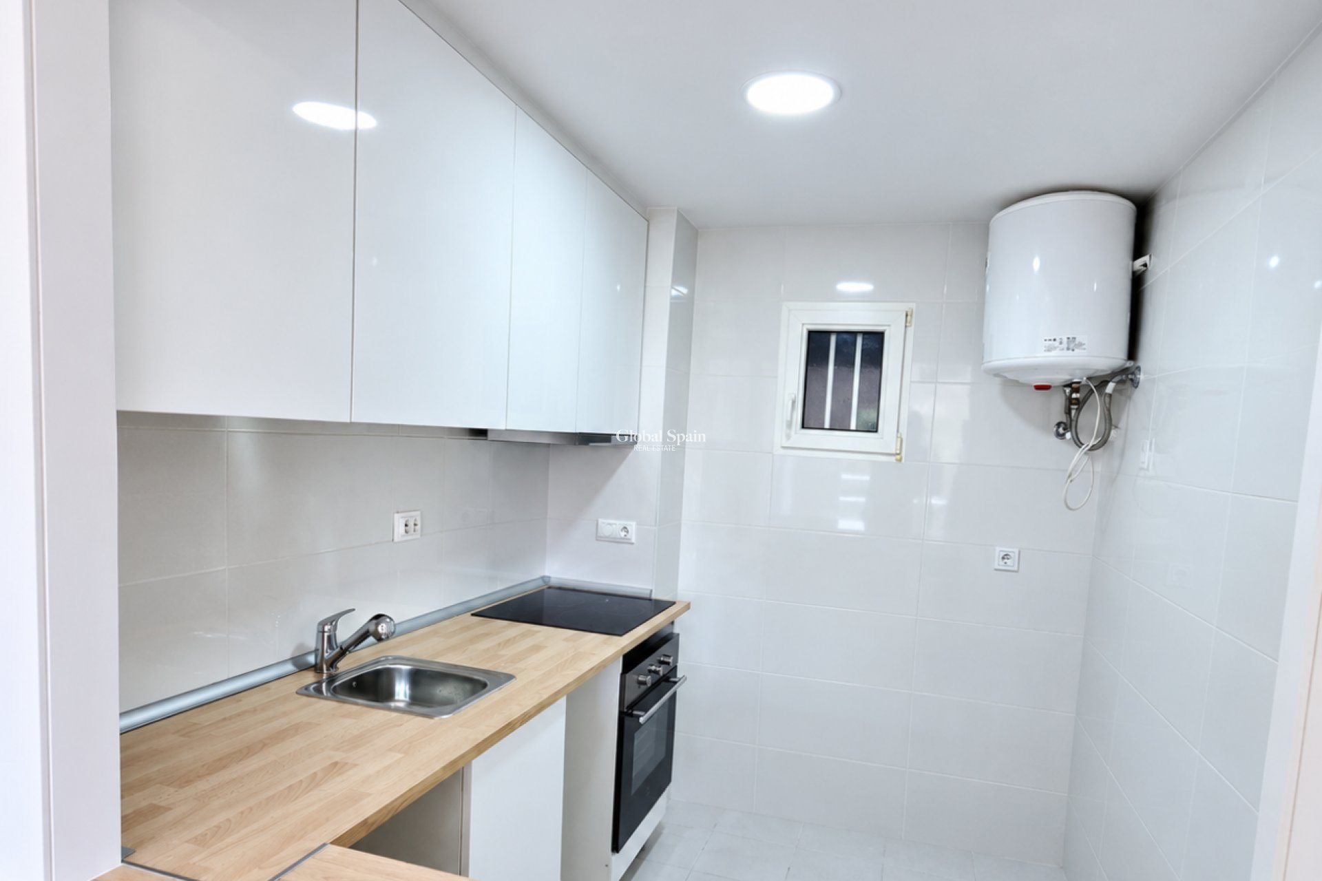 Odsprzedaż - MIESZKANIE -
ORIHUELA COSTA - DEHESA DE CAMPOAMOR