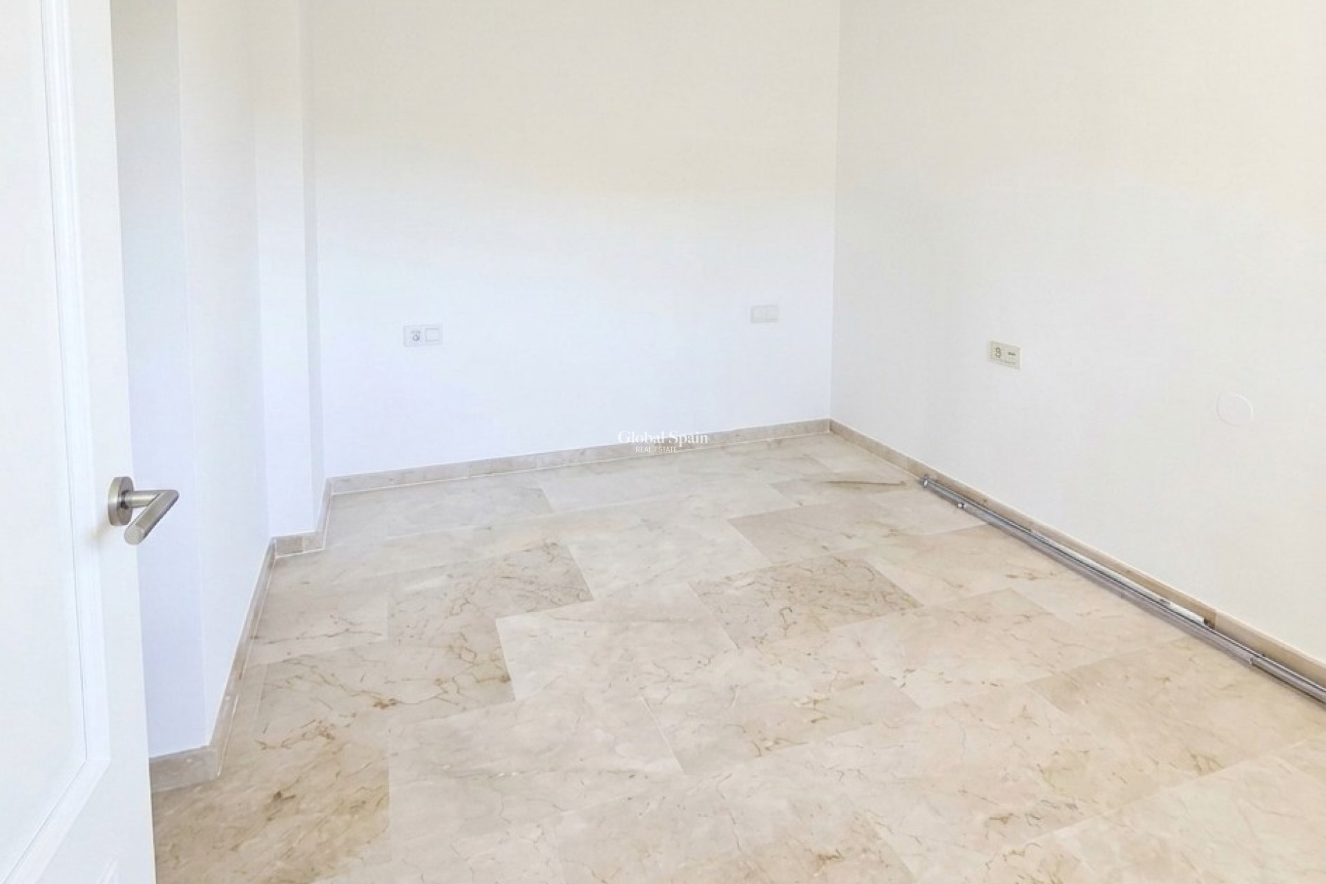 Odsprzedaż - MIESZKANIE -
ORIHUELA COSTA - DEHESA DE CAMPOAMOR