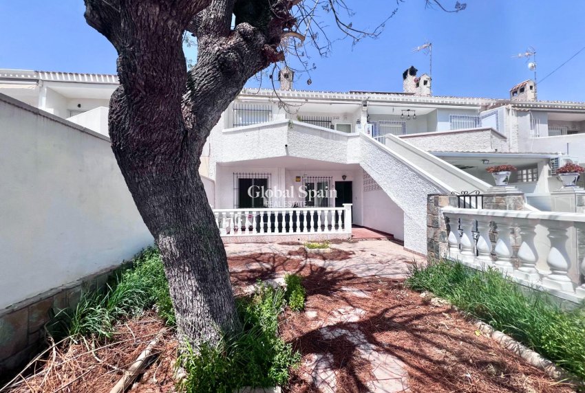 Odsprzedaż - MIESZKANIE -
ORIHUELA COSTA - La Regia