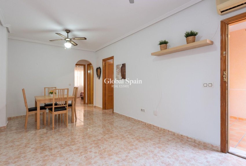 Odsprzedaż - MIESZKANIE -
ORIHUELA COSTA - La Regia