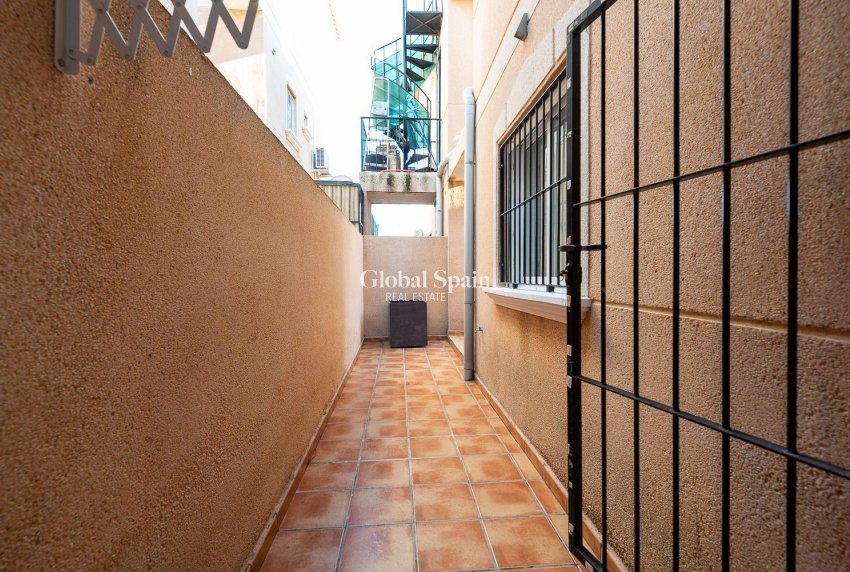 Odsprzedaż - MIESZKANIE -
ORIHUELA COSTA - La Regia