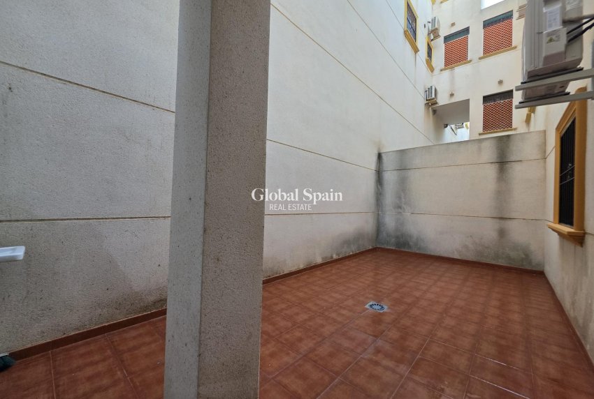 Odsprzedaż - MIESZKANIE -
ORIHUELA COSTA - Lomas De Cabo Roig-los Dolses