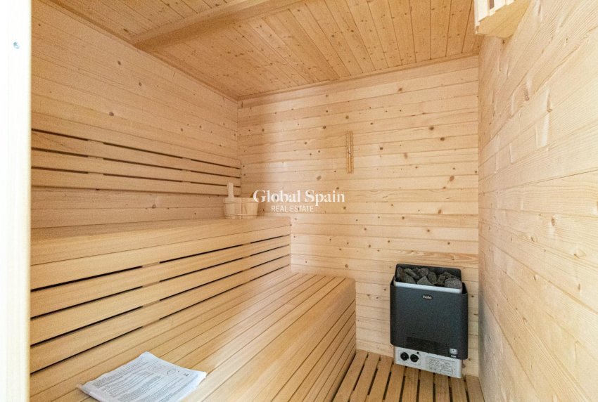 Odsprzedaż - MIESZKANIE -
ORIHUELA COSTA - Los Almendros-La Florida