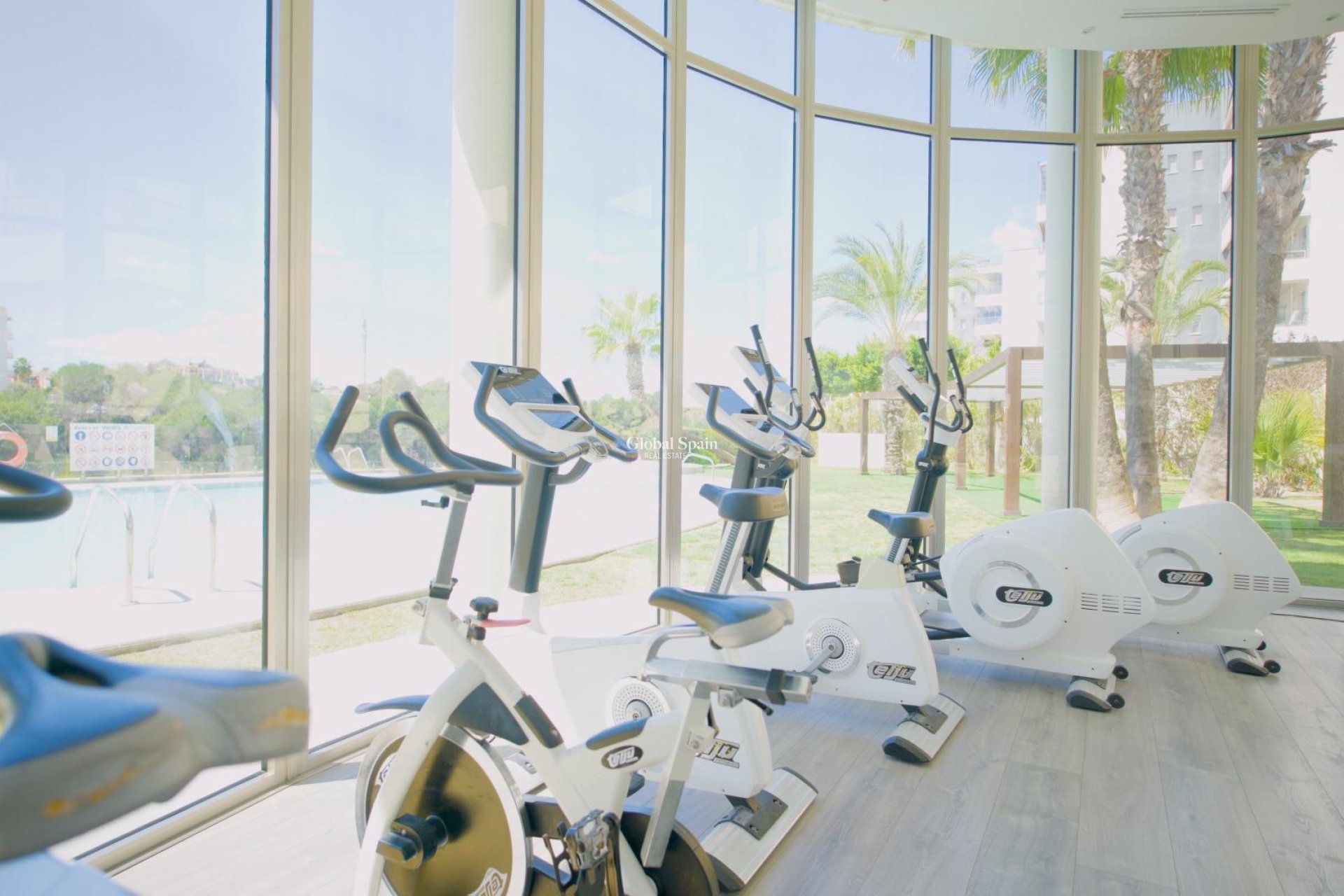 Odsprzedaż - MIESZKANIE -
ORIHUELA COSTA - Los Dolses