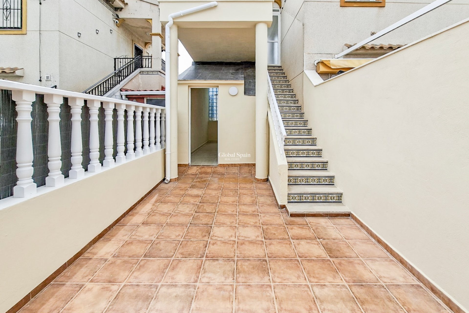 Odsprzedaż - MIESZKANIE -
ORIHUELA COSTA - Orihuela Costa