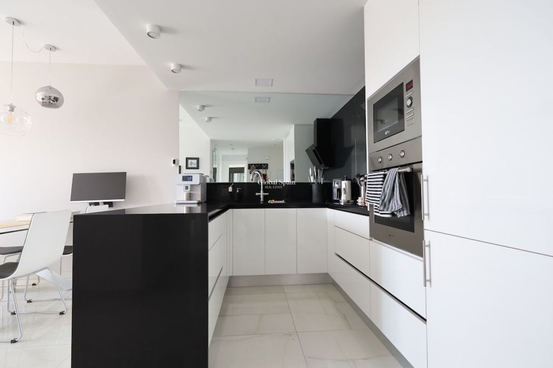 Odsprzedaż - MIESZKANIE -
ORIHUELA COSTA - Orihuela Costa