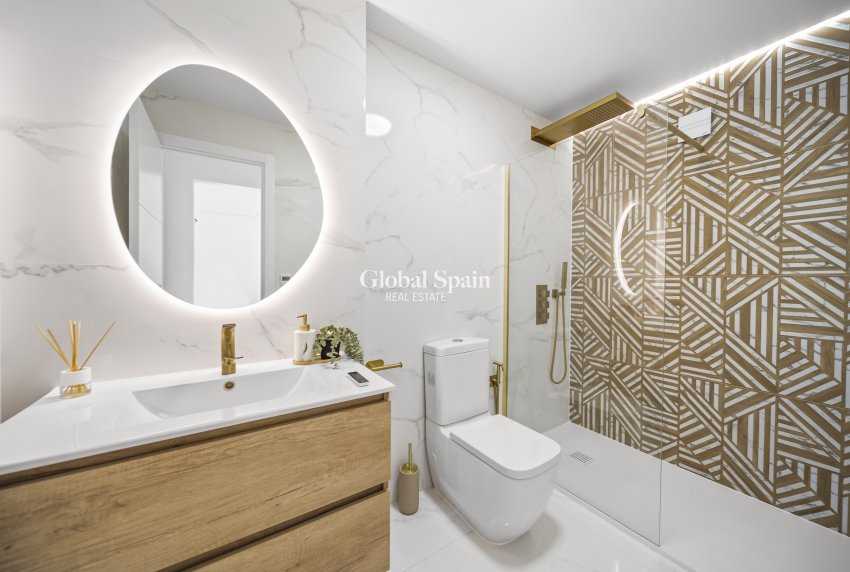 Odsprzedaż - MIESZKANIE -
ORIHUELA COSTA - Playa Flamenca