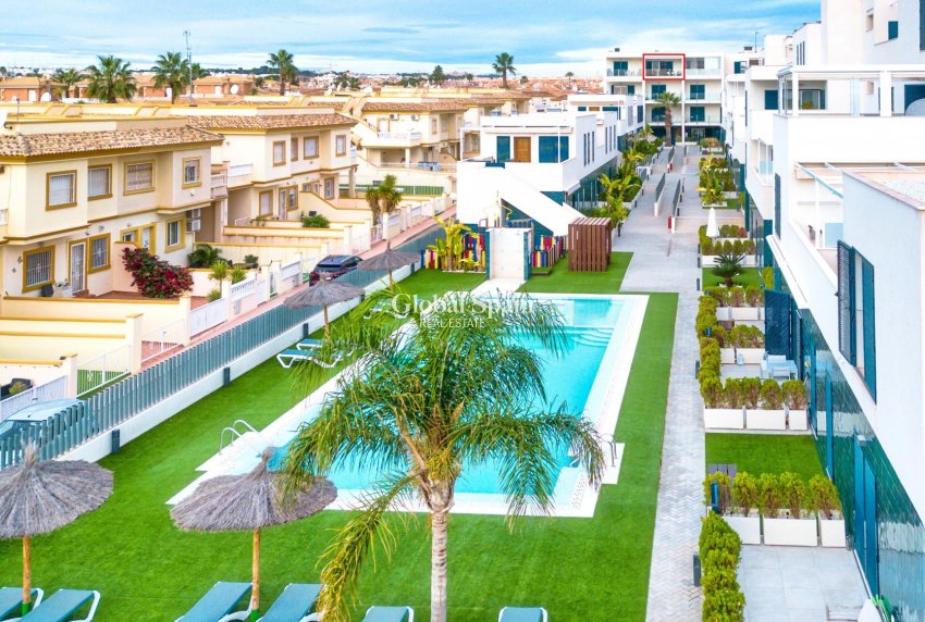 Odsprzedaż - MIESZKANIE -
ORIHUELA COSTA - Playa Flamenca