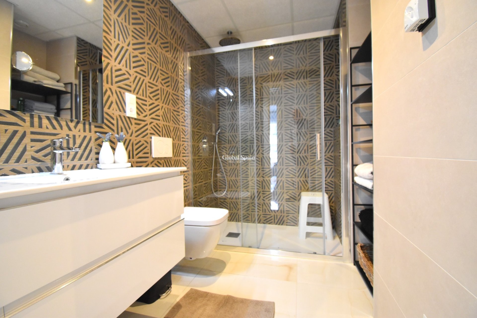 Odsprzedaż - MIESZKANIE -
Orihuela Costa - Playa Flamenca