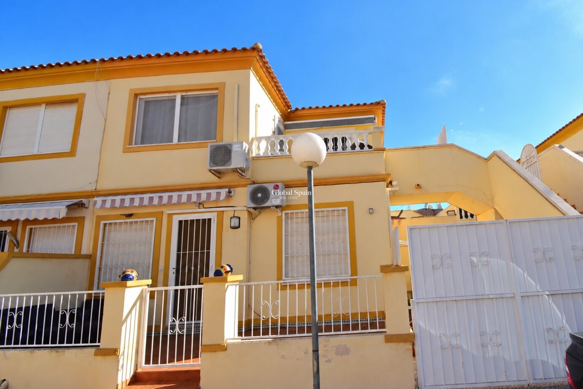Odsprzedaż - MIESZKANIE -
ORIHUELA COSTA - Playa Flamenca