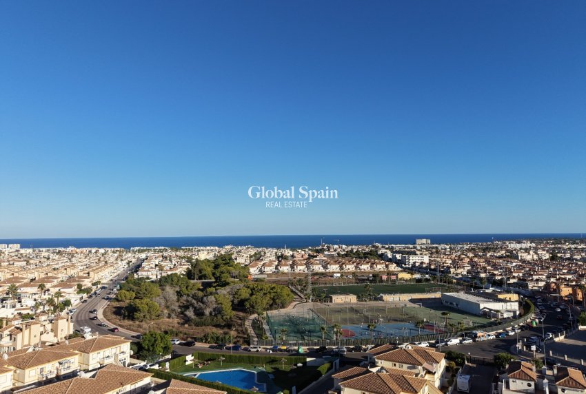 Odsprzedaż - MIESZKANIE -
ORIHUELA COSTA - Playa Flamenca