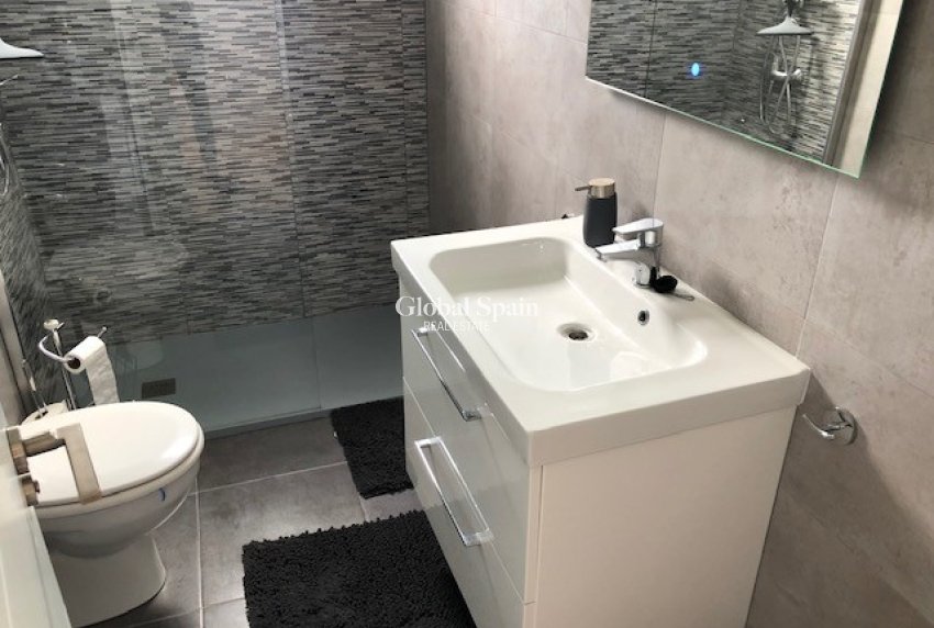 Odsprzedaż - MIESZKANIE -
ORIHUELA COSTA - Punta Prima