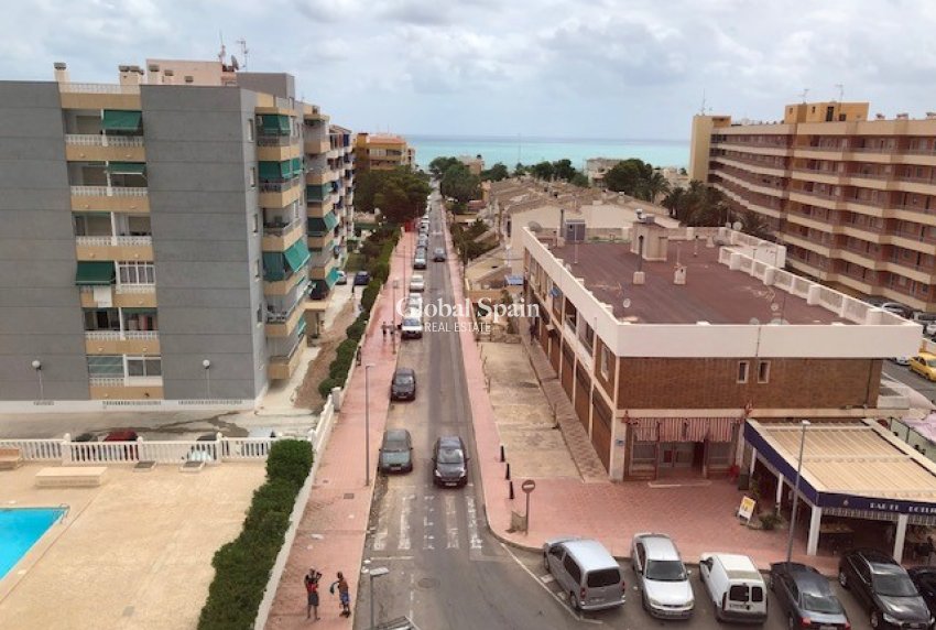 Odsprzedaż - MIESZKANIE -
ORIHUELA COSTA - Punta Prima