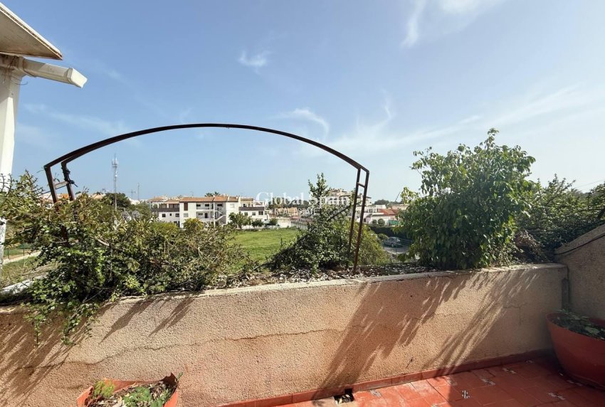 Odsprzedaż - MIESZKANIE -
ORIHUELA COSTA - Punta Prima