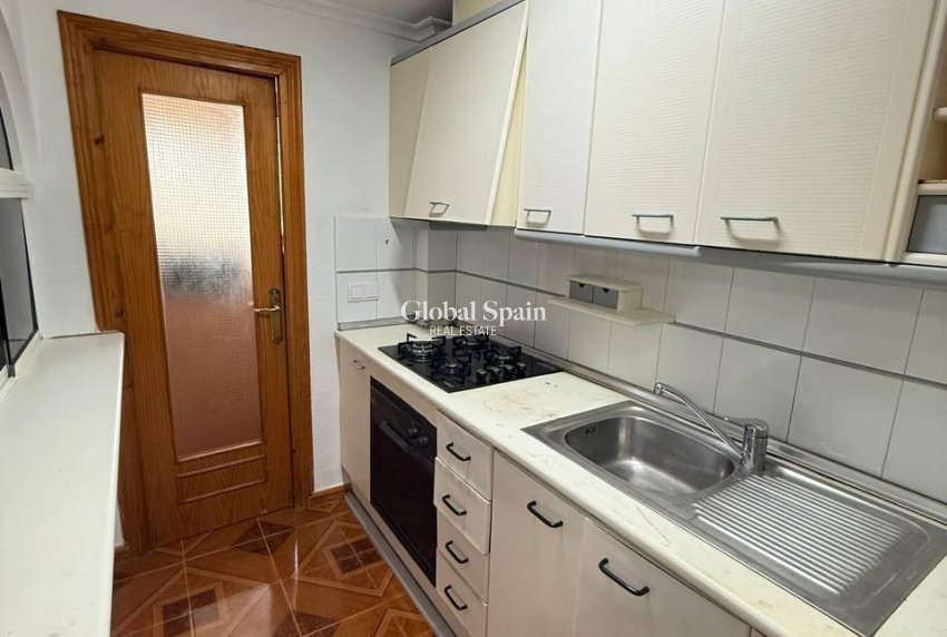 Odsprzedaż - MIESZKANIE -
ORIHUELA COSTA - Punta Prima