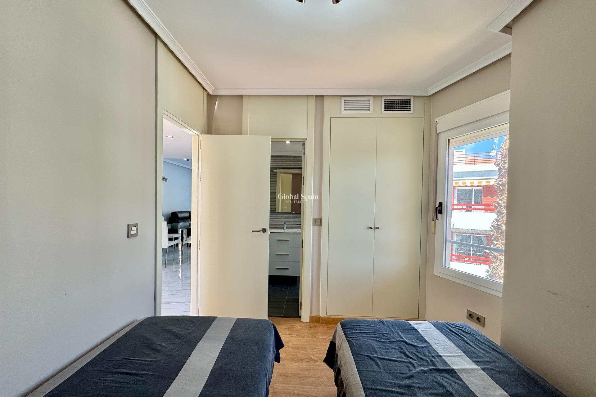 Odsprzedaż - MIESZKANIE -
ORIHUELA COSTA - Punta Prima