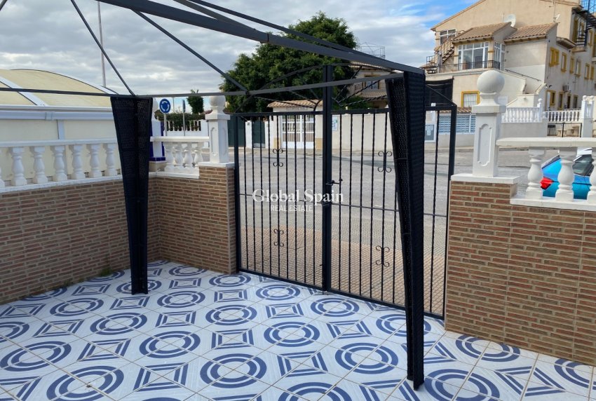 Odsprzedaż - MIESZKANIE -
ORIHUELA COSTA - Punta Prima