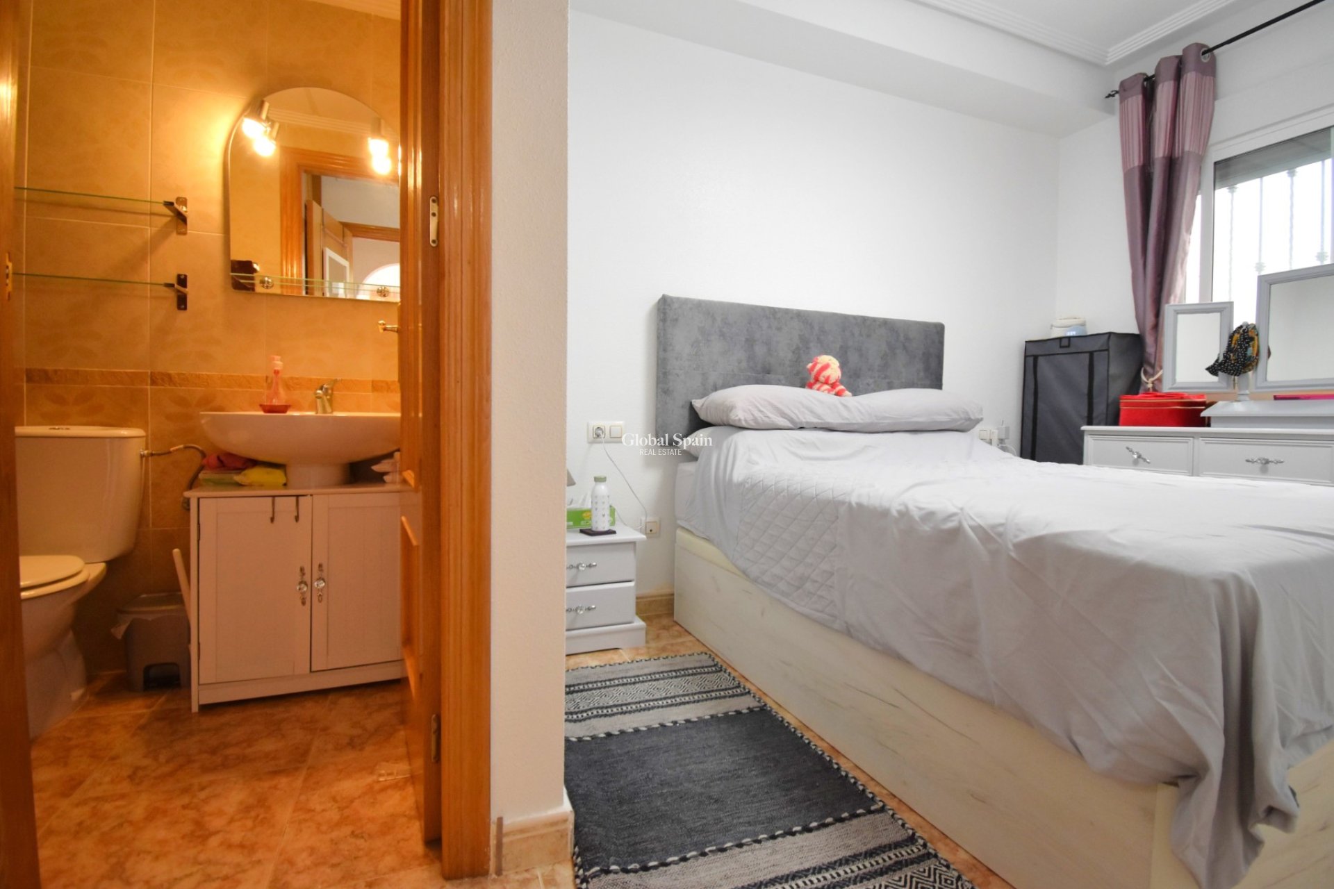 Odsprzedaż - MIESZKANIE -
Orihuela Costa - Punta Prima