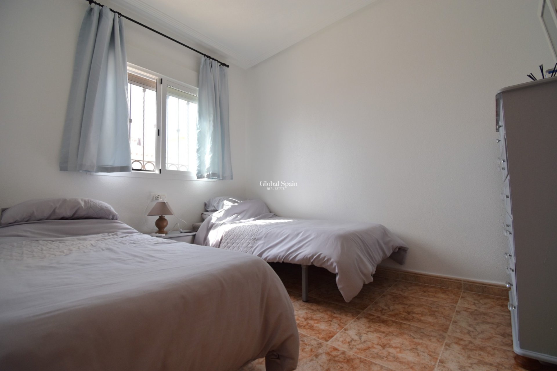 Odsprzedaż - MIESZKANIE -
ORIHUELA COSTA - Punta Prima