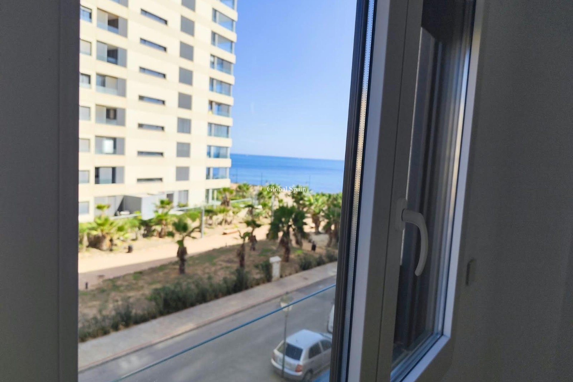 Odsprzedaż - MIESZKANIE -
ORIHUELA COSTA - Punta Prima