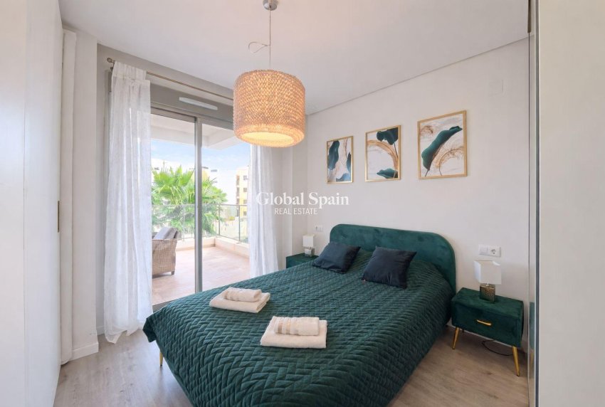 Odsprzedaż - MIESZKANIE -
ORIHUELA COSTA - VILLAMARTÍN