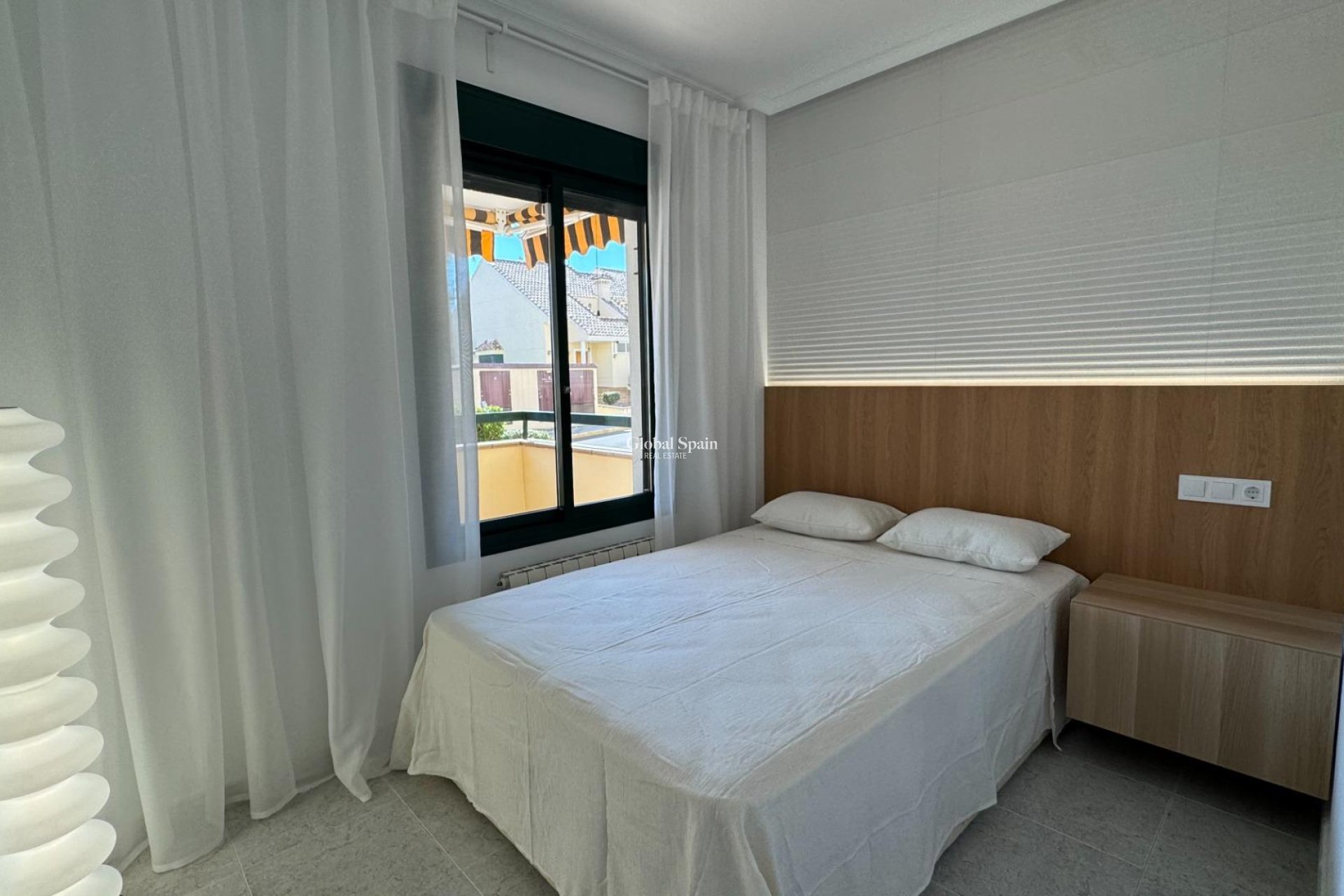Odsprzedaż - MIESZKANIE -
ORIHUELA COSTA - VILLAMARTÍN