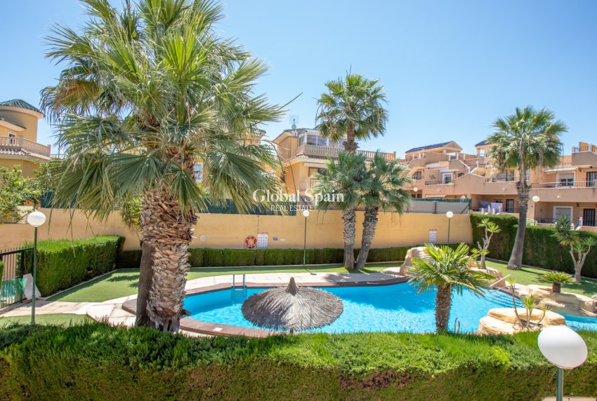 Odsprzedaż - MIESZKANIE -
ORIHUELA COSTA - VILLAMARTÍN