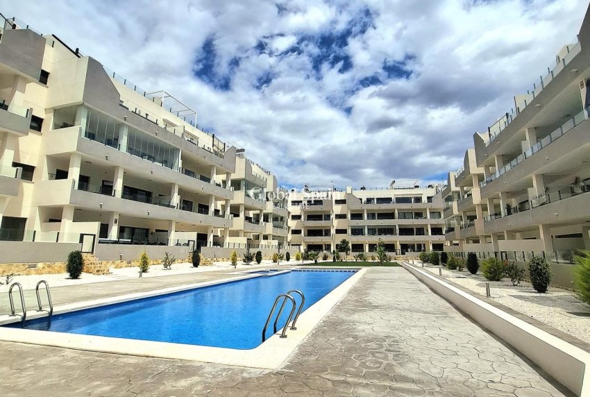 Odsprzedaż - MIESZKANIE -
ORIHUELA COSTA - VILLAMARTÍN