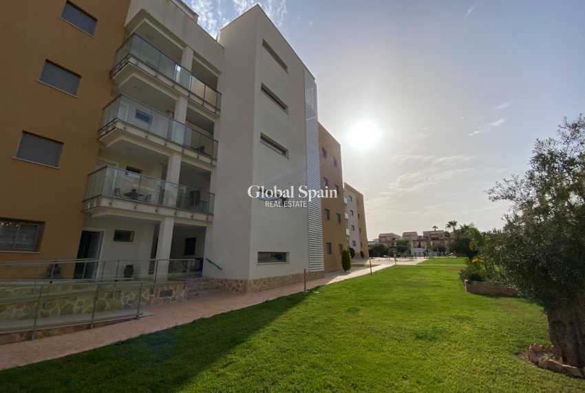 Odsprzedaż - MIESZKANIE -
ORIHUELA COSTA - VILLAMARTÍN