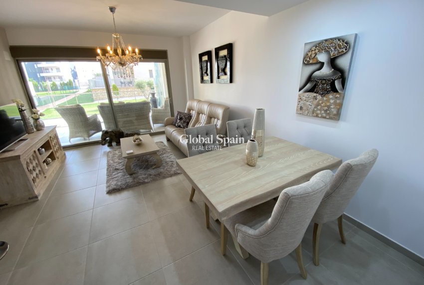 Odsprzedaż - MIESZKANIE -
ORIHUELA COSTA - VILLAMARTÍN