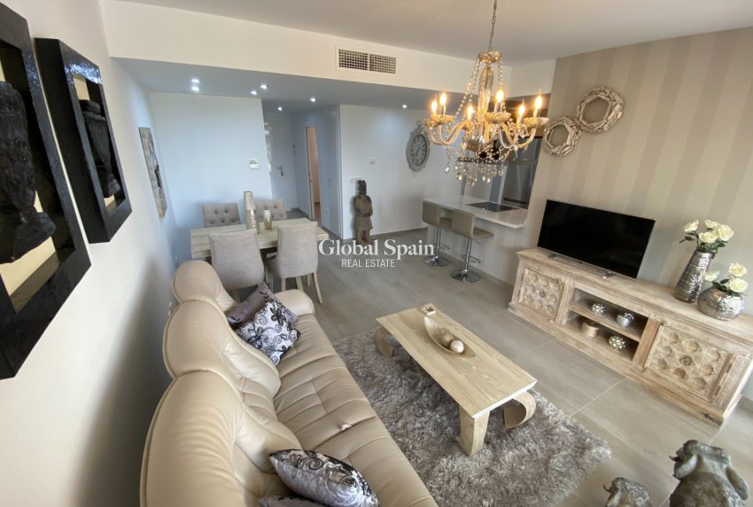 Odsprzedaż - MIESZKANIE -
ORIHUELA COSTA - VILLAMARTÍN