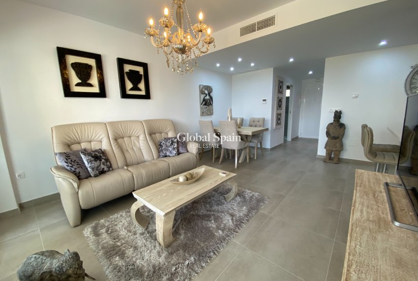 Odsprzedaż - MIESZKANIE -
ORIHUELA COSTA - VILLAMARTÍN