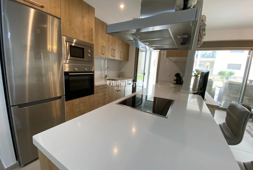 Odsprzedaż - MIESZKANIE -
ORIHUELA COSTA - VILLAMARTÍN