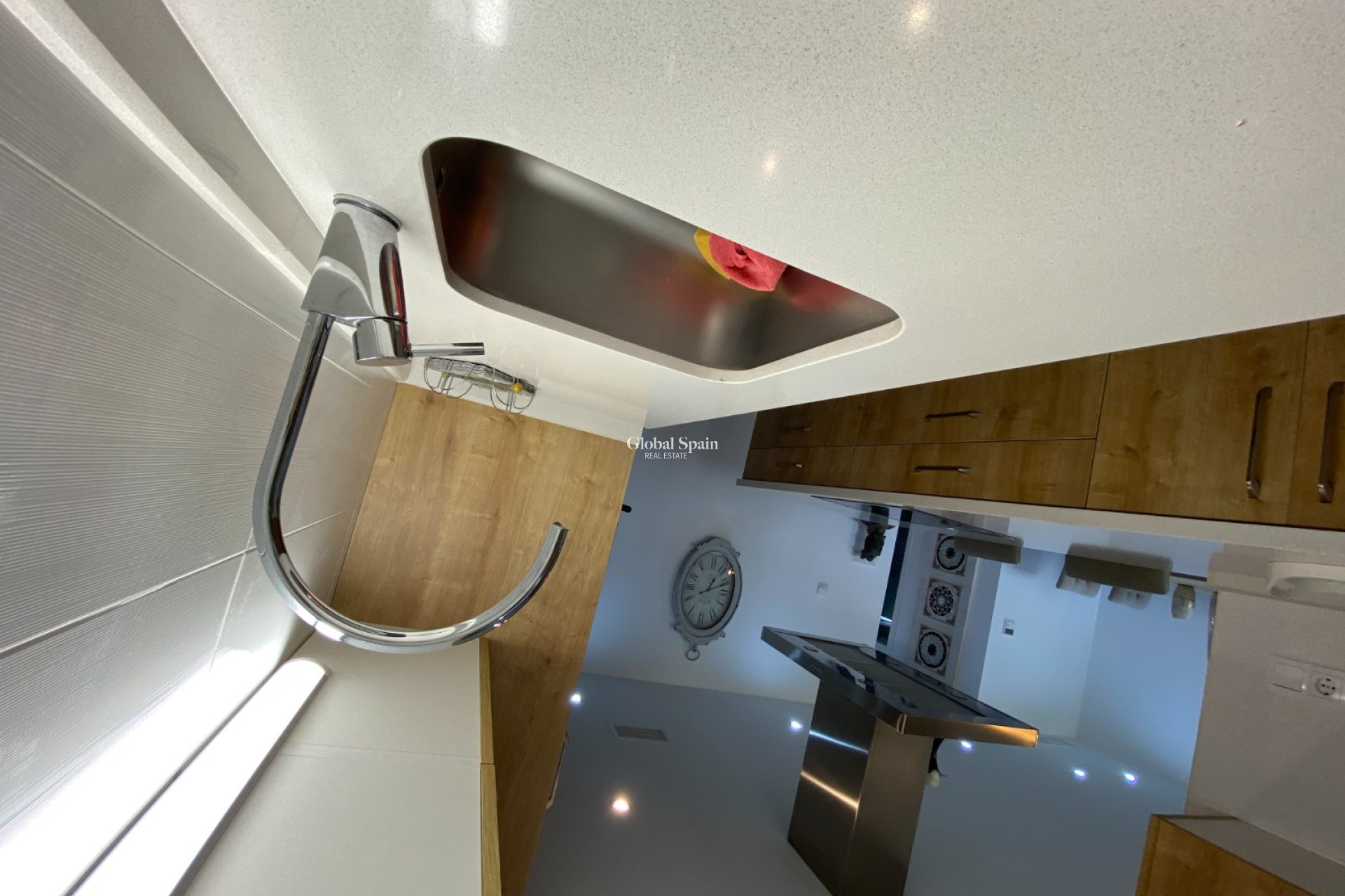 Odsprzedaż - MIESZKANIE -
ORIHUELA COSTA - VILLAMARTÍN