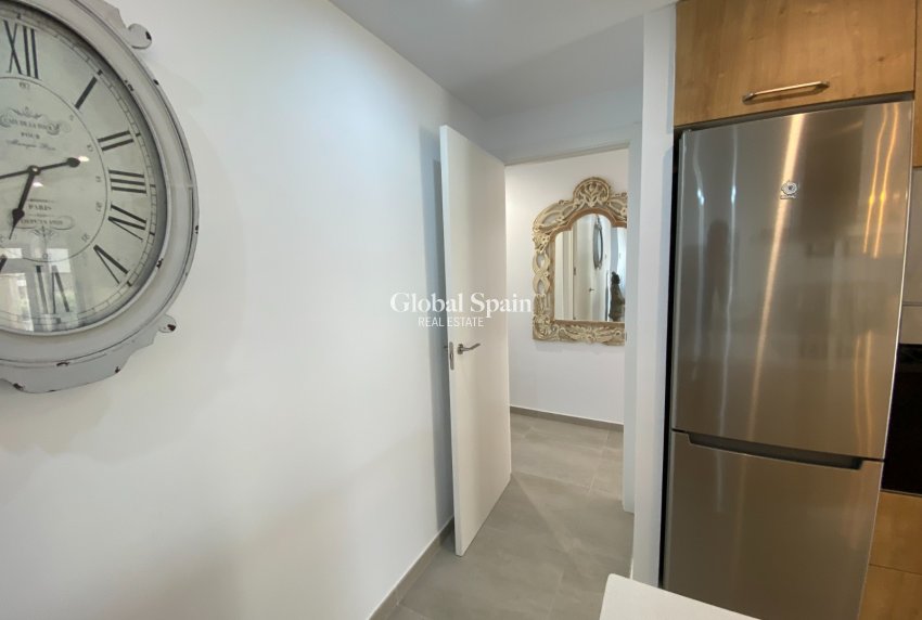 Odsprzedaż - MIESZKANIE -
ORIHUELA COSTA - VILLAMARTÍN