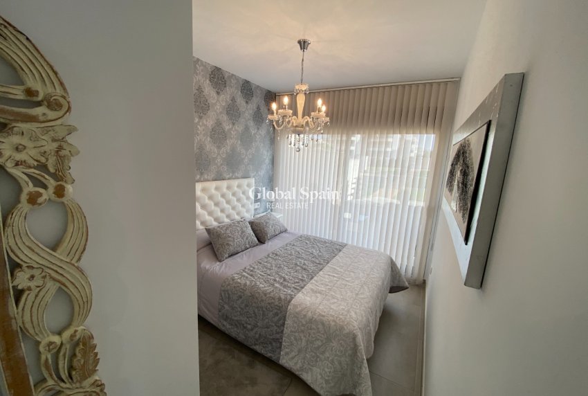 Odsprzedaż - MIESZKANIE -
ORIHUELA COSTA - VILLAMARTÍN