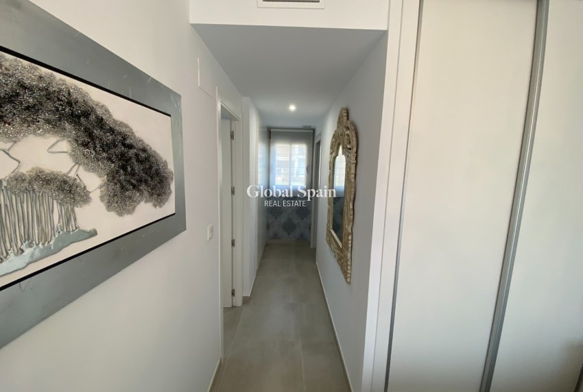 Odsprzedaż - MIESZKANIE -
ORIHUELA COSTA - VILLAMARTÍN