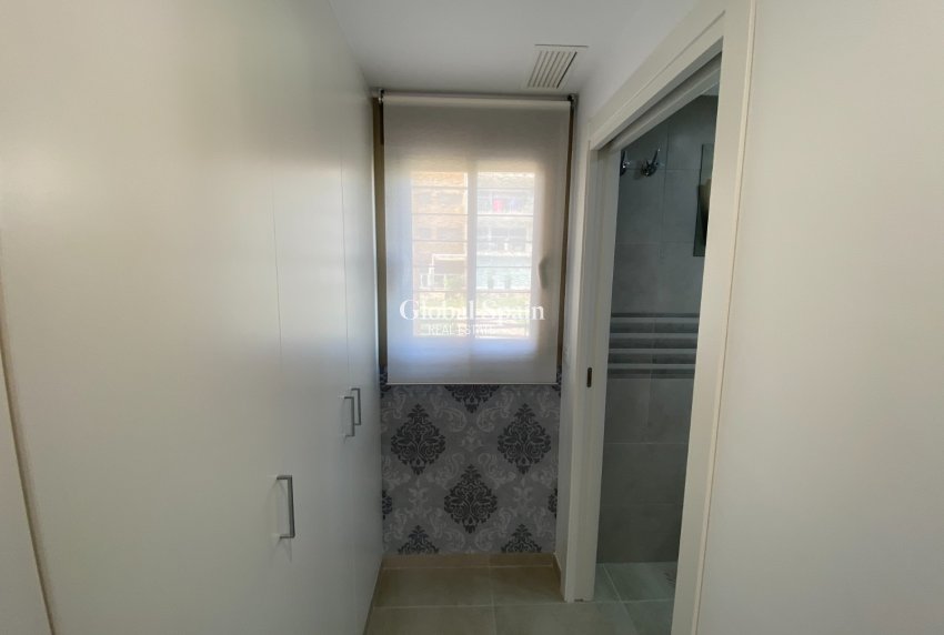 Odsprzedaż - MIESZKANIE -
ORIHUELA COSTA - VILLAMARTÍN