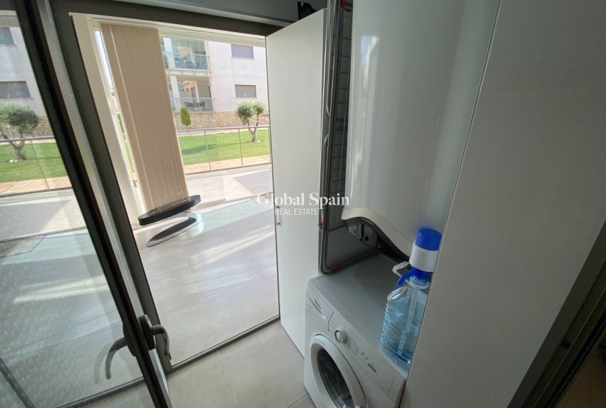 Odsprzedaż - MIESZKANIE -
ORIHUELA COSTA - VILLAMARTÍN