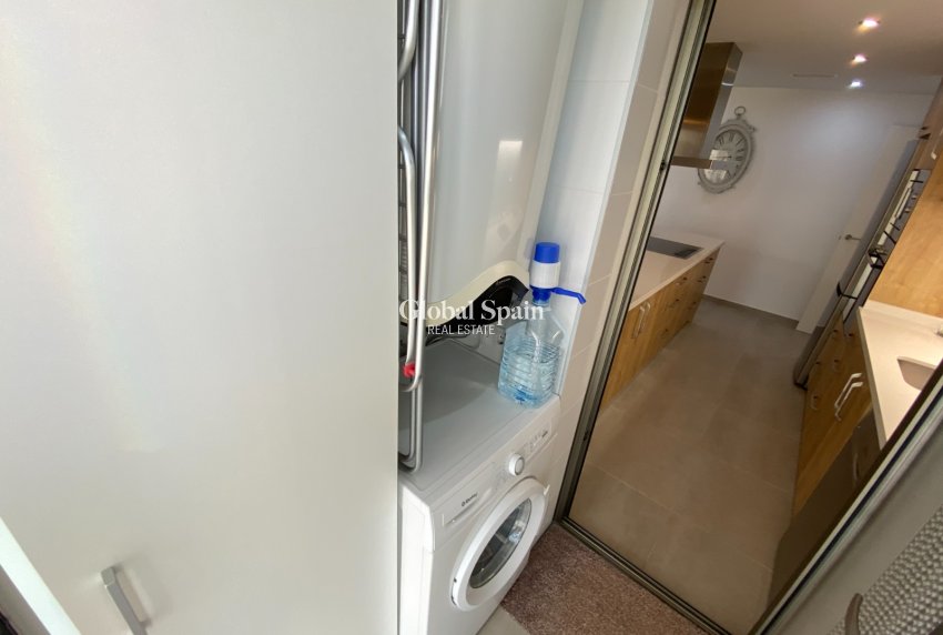 Odsprzedaż - MIESZKANIE -
ORIHUELA COSTA - VILLAMARTÍN