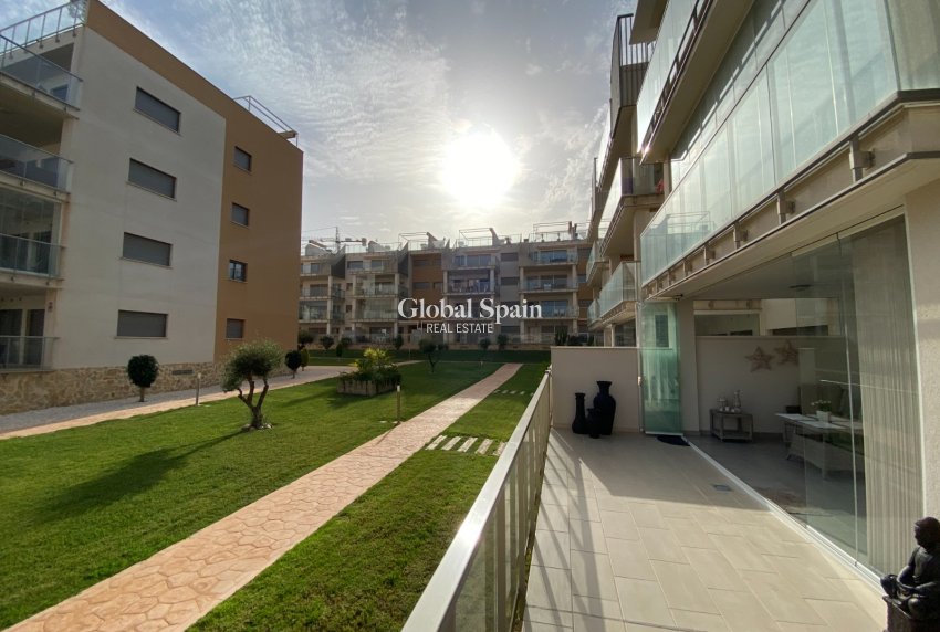 Odsprzedaż - MIESZKANIE -
ORIHUELA COSTA - VILLAMARTÍN