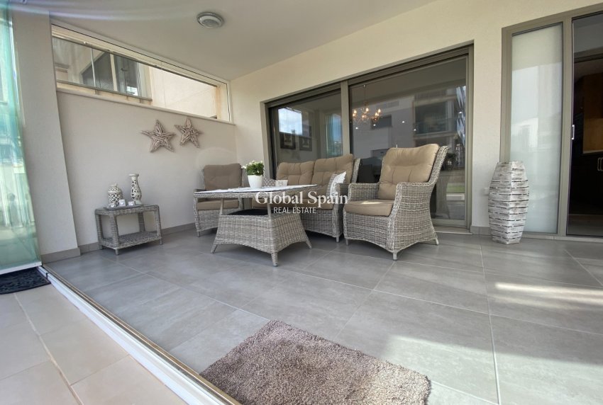 Odsprzedaż - MIESZKANIE -
ORIHUELA COSTA - VILLAMARTÍN