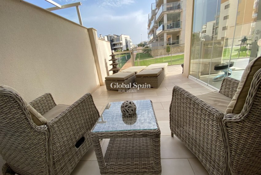 Odsprzedaż - MIESZKANIE -
ORIHUELA COSTA - VILLAMARTÍN