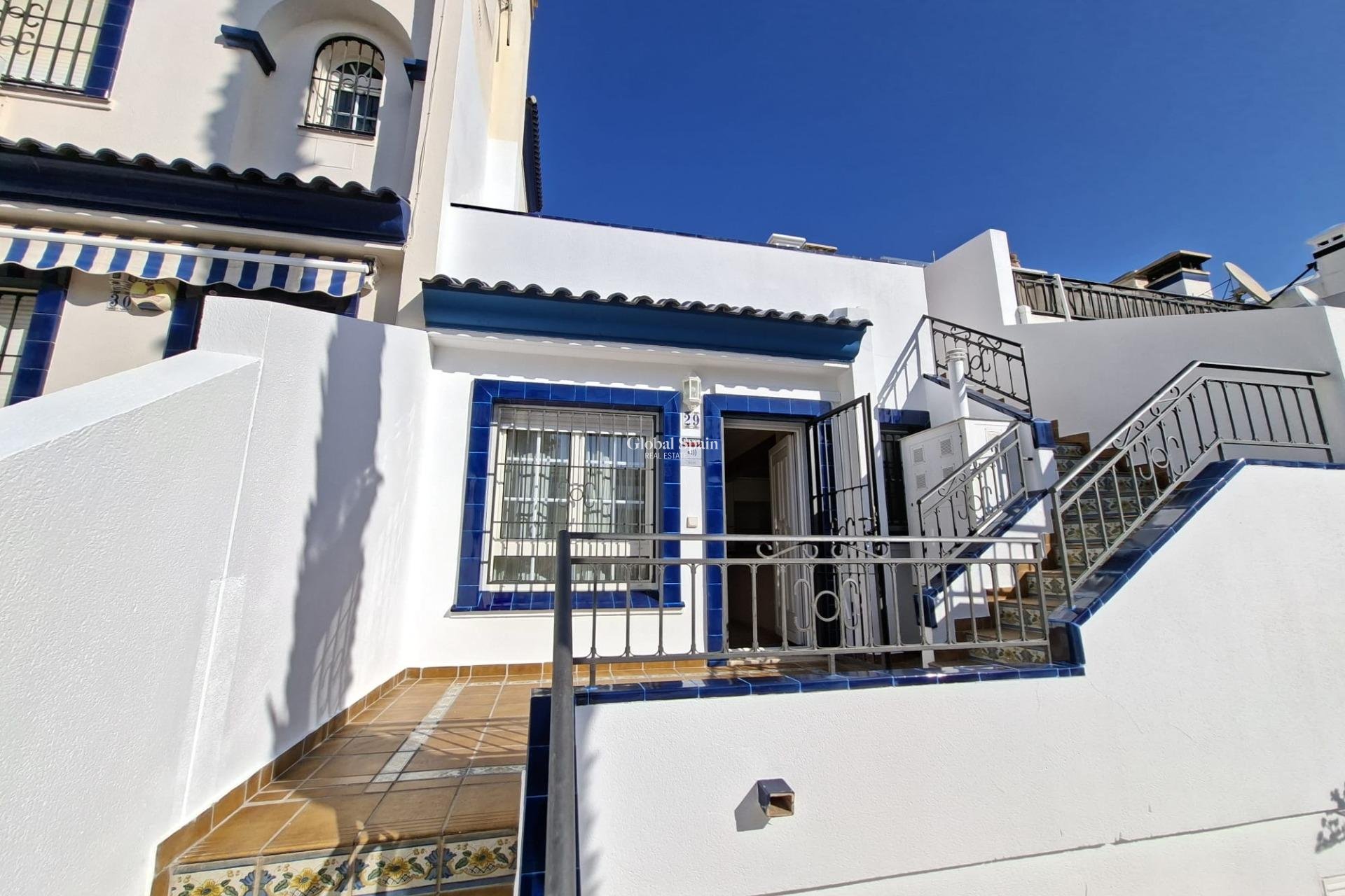 Odsprzedaż - MIESZKANIE -
ORIHUELA COSTA - VILLAMARTÍN