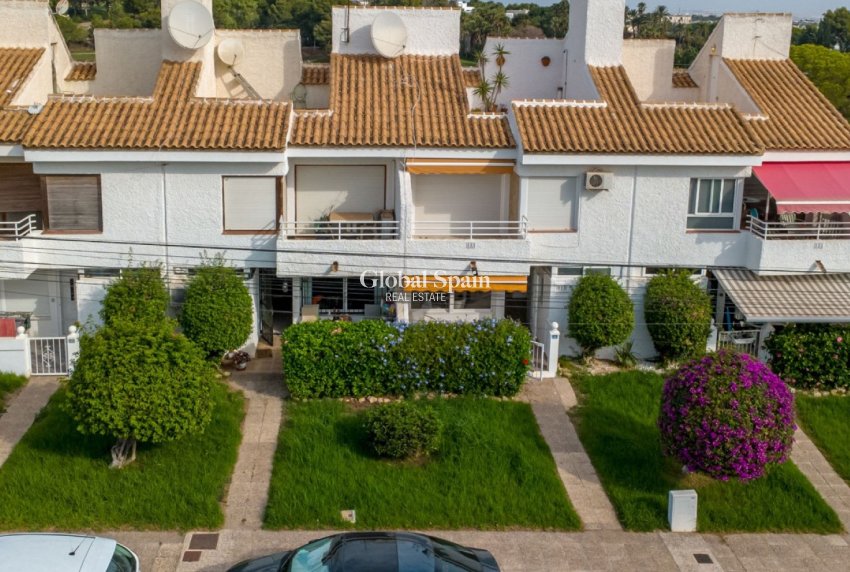 Odsprzedaż - MIESZKANIE -
ORIHUELA COSTA - VILLAMARTÍN
