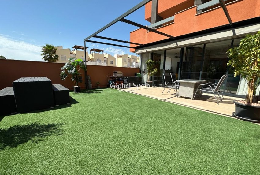 Odsprzedaż - MIESZKANIE -
ORIHUELA COSTA - VILLAMARTÍN